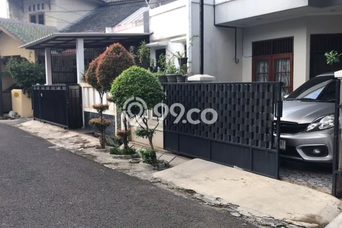 Disewakan! Rumah 3 Kamar Tidur &
2 Kamar Mandi di BSD Griya Loka, Tangerang Disewakan! Rumah 3 Kamar Tidur &
2 Kamar Mandi di BSD Griya Loka, Tangerang