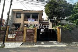 Dijual Rumah Mewah Elegan Dengan View Eksklusif di Pejaten, Jakarta Selatan Dijual Rumah Mewah Elegan Dengan View Eksklusif di Pejaten, Jakarta Selatan