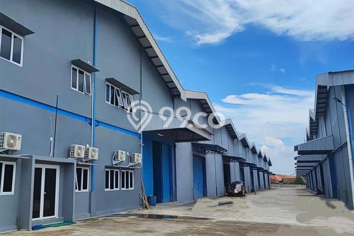 Gudang Komersial Disewakan di Karawang Barat Karawang Luas 6984m2 Gudang Komersial Disewakan di Karawang Barat Karawang Luas 6984m2