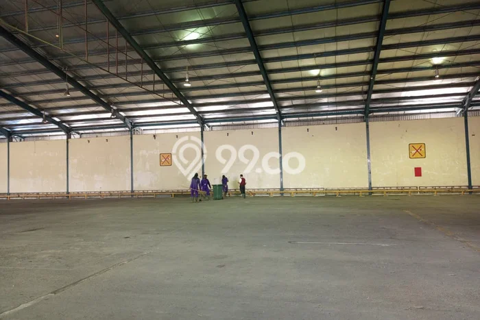 Gudang Disewakan Lokasi Cakung Jakarta Timur Harga Spesial! Gudang Disewakan Lokasi Cakung Jakarta Timur Harga Spesial!