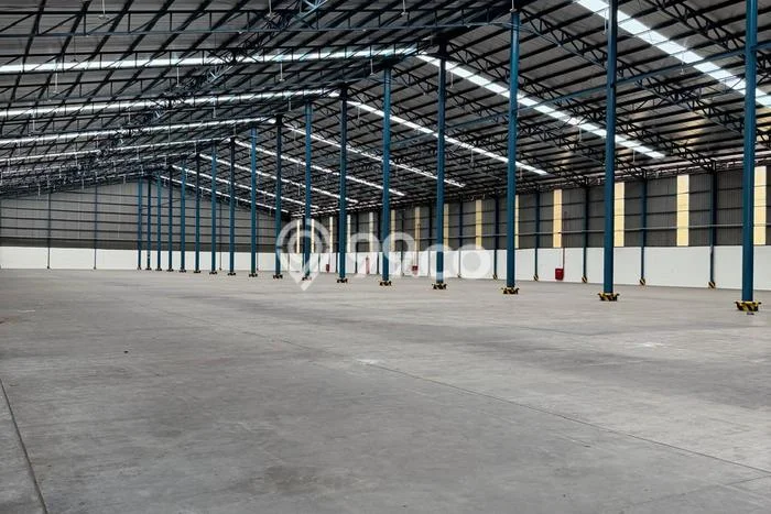 Area Strategis! Disewakan Gudang Lokasi Cakung, Jakarta Timur Cocok untuk Bisnis Area Strategis! Disewakan Gudang Lokasi Cakung, Jakarta Timur Cocok untuk Bisnis
