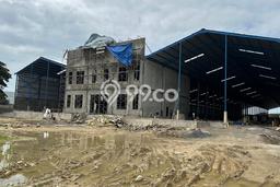 Gudang disewakan di Lippo Cikarang Cikarang dengan luas bangunan 9792m2 Gudang disewakan di Lippo Cikarang Cikarang dengan luas bangunan 9792m2