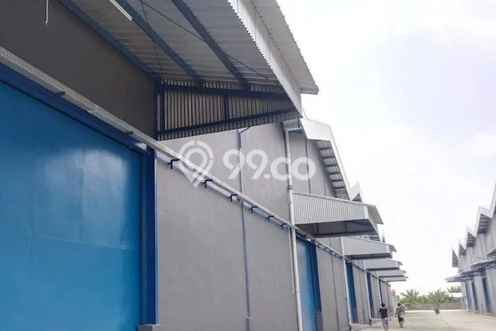 Gudang Komersial Disewakan di Karawang Barat Karawang Luas 6984m2 Gudang Komersial Disewakan di Karawang Barat Karawang Luas 6984m2