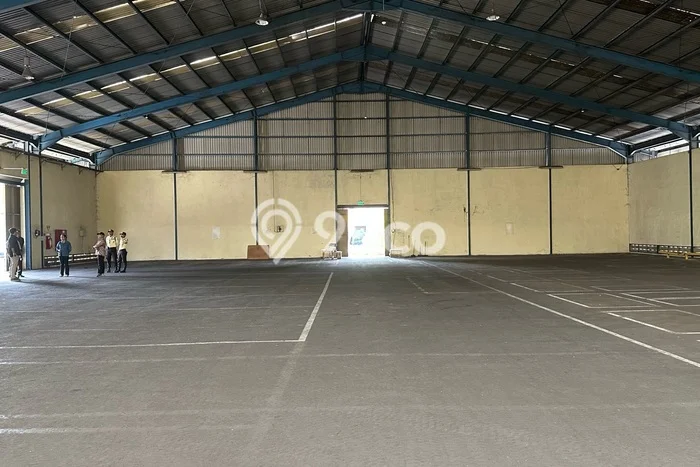 FOR RENT! Gudang di Pegangsaan Cocok untuk Bisnis 1825m2 FOR RENT! Gudang di Pegangsaan Cocok untuk Bisnis 1825m2