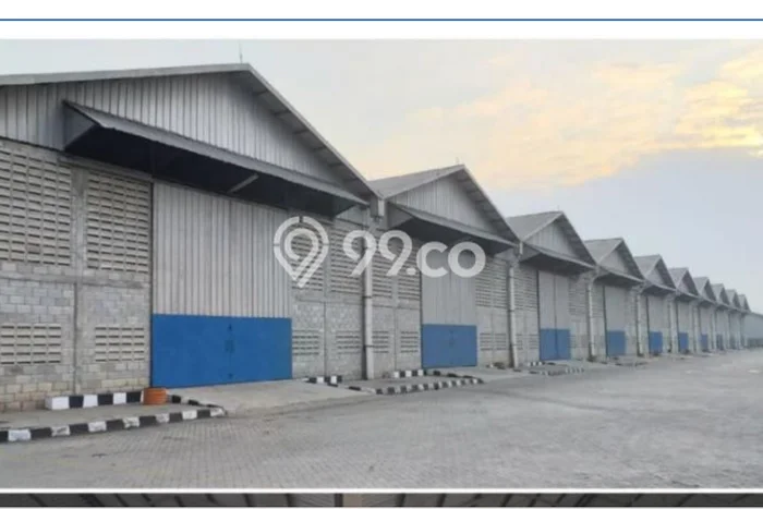 Unit Gudang Paling Strategis di Karawang Barat Karawang dengan LB 4809m2 Unit Gudang Paling Strategis di Karawang Barat Karawang dengan LB 4809m2