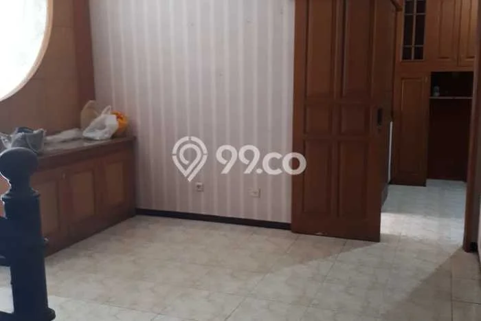 Rumah sewa siap pakai 3 KT di Sutorejo, Surabaya Rumah sewa siap pakai 3 KT di Sutorejo, Surabaya