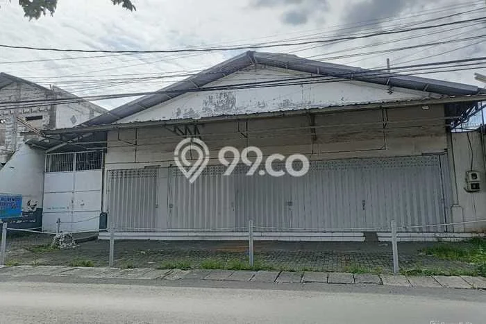 Ruko disewakan di Sedati Sidoarjo dengan luas bangunan 432m2 Ruko disewakan di Sedati Sidoarjo dengan luas bangunan 432m2