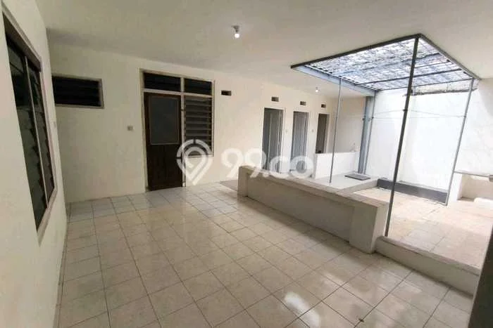 Rumah Cantik Siap Pakai Di Tambaksari Luas 217m2 Aman Rumah Cantik Siap Pakai Di Tambaksari Luas 217m2 Aman