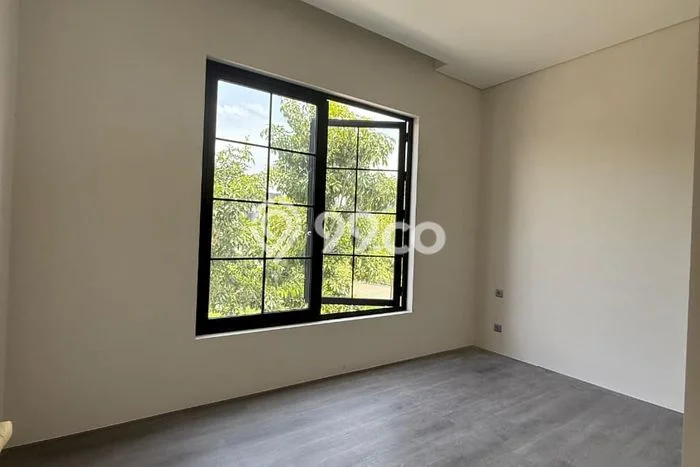 Rumah Elit Modern Tanpa Renovasi di Citraland Surabaya Rumah Elit Modern Tanpa Renovasi di Citraland Surabaya