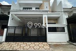 For Sale! Luxury House LT 153m2 Desain Elegan di Babatan For Sale! Luxury House LT 153m2 Desain Elegan di Babatan