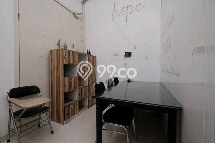 Disewakan Cepat Rumah Kondisi Baik di Kawasan Rungkut, Surabaya Disewakan Cepat Rumah Kondisi Baik di Kawasan Rungkut, Surabaya