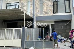 Jual Rumah Bagus Siap Huni LB 120m2 di Rungkut, Surabaya Jual Rumah Bagus Siap Huni LB 120m2 di Rungkut, Surabaya