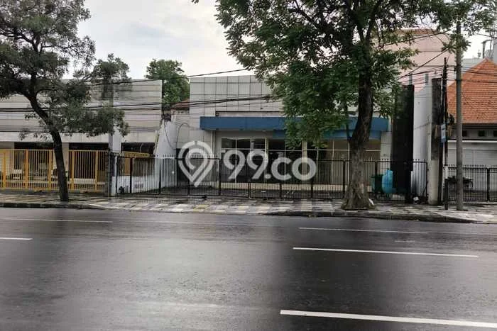 Komersial Komersial Disewakan di Gubeng Surabaya Luas 900m2 Komersial Komersial Disewakan di Gubeng Surabaya Luas 900m2