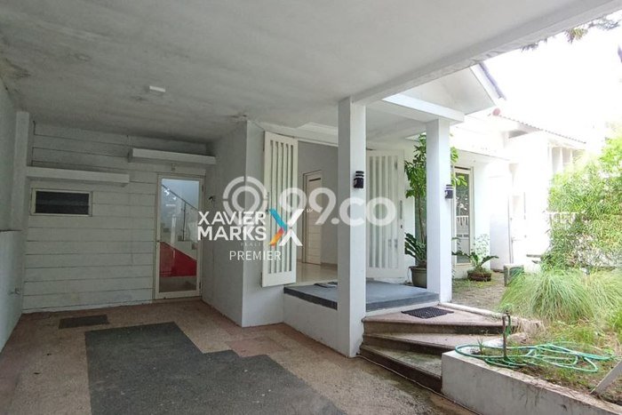 Jual Rumah Mewah Elegan Dengan View Cantik di Villa Puncak Tidar, Malang Jual Rumah Mewah Elegan Dengan View Cantik di Villa Puncak Tidar, Malang