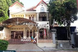 Rumah Mewah LB 400m2 Siap Huni Desain Elegan di Soekarno Hatta, Malang Rumah Mewah LB 400m2 Siap Huni Desain Elegan di Soekarno Hatta, Malang