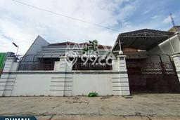Hunian Cantik Modern Lb 275m2 di Karangploso, Malang Hunian Cantik Modern Lb 275m2 di Karangploso, Malang