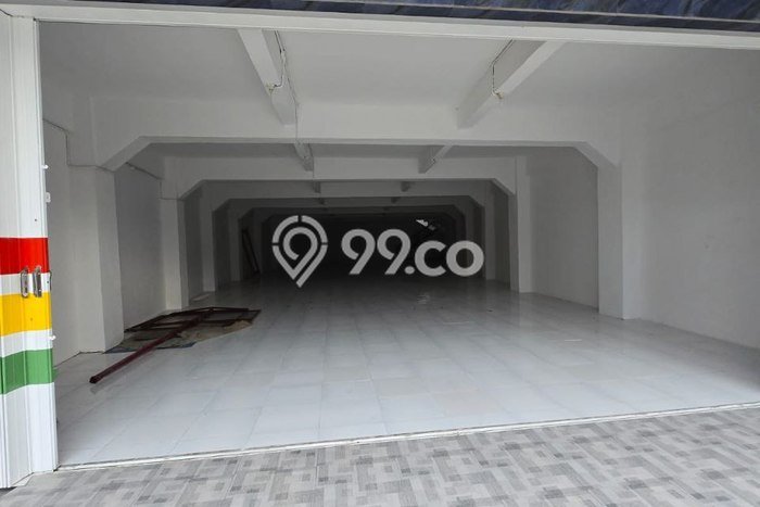 LOKASI STRATEGIS! Ruko Kawasan Blimbing, Luas 900m2m², Kawasan Berkembang, Siap Operasional LOKASI STRATEGIS! Ruko Kawasan Blimbing, Luas 900m2m², Kawasan Berkembang, Siap Operasional