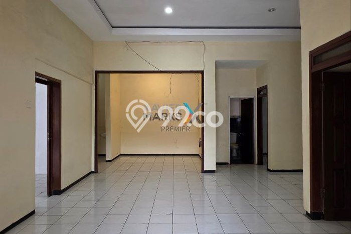 Rumah di Sawojajar, Malang, Luas 267m2m² LB 300m2m² Rumah di Sawojajar, Malang, Luas 267m2m² LB 300m2m²