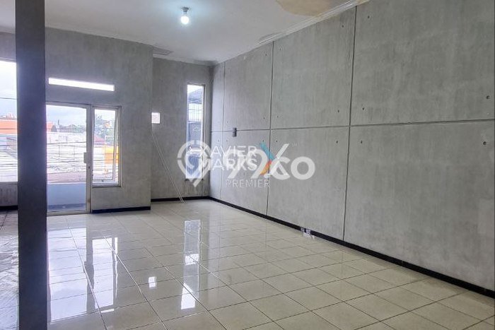 Ruko Kawasan Bisnis di Klojen, Luas 200m2m², For Rent, Ready Pakai Ruko Kawasan Bisnis di Klojen, Luas 200m2m², For Rent, Ready Pakai