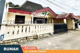 Hunian Cantik Modern Lb 200m2 di Blimbing, Malang Hunian Cantik Modern Lb 200m2 di Blimbing, Malang