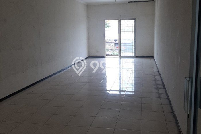 Ruko Bagus Dijual LB 180m2 Lokasi Strategis Malang Area Cocok untuk Berbisnis Ruko Bagus Dijual LB 180m2 Lokasi Strategis Malang Area Cocok untuk Berbisnis