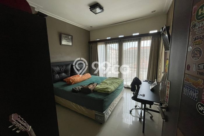 Dijual Cepat Rumah Bagus Siap Huni LB 140m2 di Batununggal, Bandung Dijual Cepat Rumah Bagus Siap Huni LB 140m2 di Batununggal, Bandung