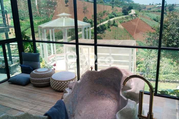 For Sale! Premium House LT 3000m2 Desain Modern di Dago Pakar For Sale! Premium House LT 3000m2 Desain Modern di Dago Pakar