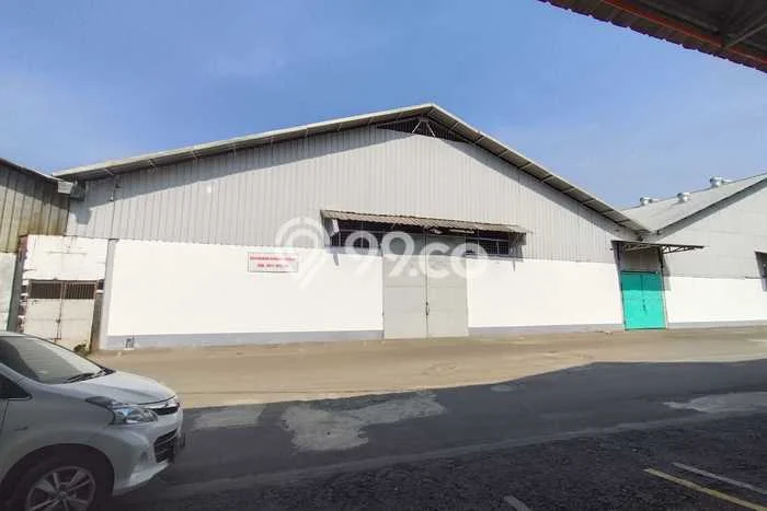 Gudang Area Strategis di Pulo Gadung, Luas 1200m2m², Siap Usaha Gudang Area Strategis di Pulo Gadung, Luas 1200m2m², Siap Usaha