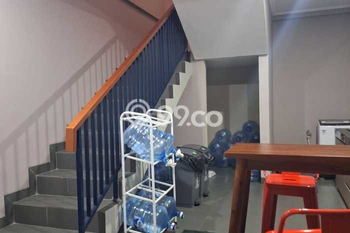 Rumah Kost Dijual di Pancoran, Jakarta Selatan, 25 KT, 0 KM, Bangunan 242m2 Rumah Kost Dijual di Pancoran, Jakarta Selatan, 25 KT, 0 KM, Bangunan 242m2