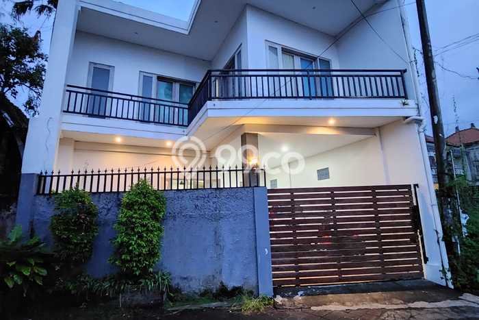 Rumah Mewah Akses Strategis di Badung Rumah Mewah Akses Strategis di Badung