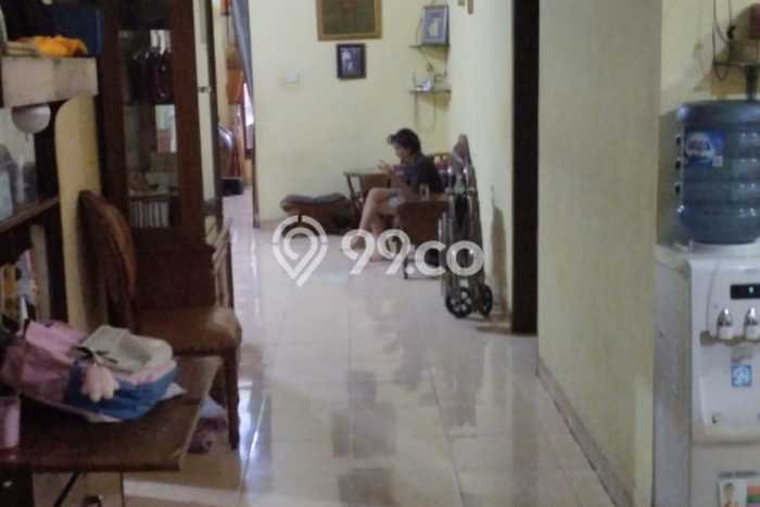 Jual Rumah Luas Elegan Dengan View Eksklusif di Bojong Sari, Depok Jual Rumah Luas Elegan Dengan View Eksklusif di Bojong Sari, Depok