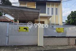 Siap Huni Hunian Elit 5 Kamar di Cilandak Dekat ke Mana Pun Siap Huni Hunian Elit 5 Kamar di Cilandak Dekat ke Mana Pun
