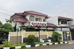 Rumah Elit LB 250m2 Siap Pakai Desain Elegan di Lebak Bulus, Jakarta Selatan Rumah Elit LB 250m2 Siap Pakai Desain Elegan di Lebak Bulus, Jakarta Selatan