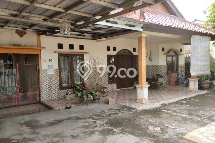 Jual Rumah Luas Elegan Dengan View Eksklusif di Bojong Sari, Depok Jual Rumah Luas Elegan Dengan View Eksklusif di Bojong Sari, Depok