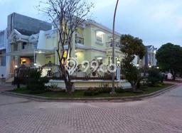 Rumah Elit Modern Tanpa Renovasi di Pantai Indah Kapuk Jakarta Utara Rumah Elit Modern Tanpa Renovasi di Pantai Indah Kapuk Jakarta Utara