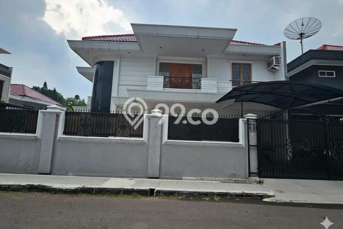 Rumah Disewakan Jakarta Utara LT 304m2 LB 320m2 Area Sunter Rumah Disewakan Jakarta Utara LT 304m2 LB 320m2 Area Sunter