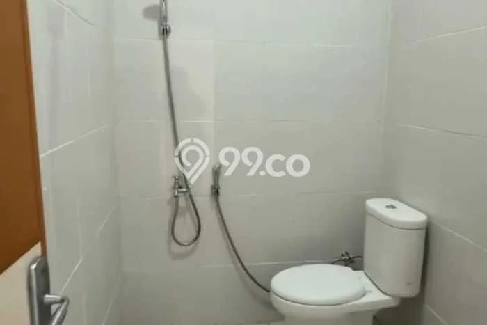 Jarang Ada! Rumah Kontrakan 4 Kamar Nyaman Siap Huni Graha Raya Jarang Ada! Rumah Kontrakan 4 Kamar Nyaman Siap Huni Graha Raya