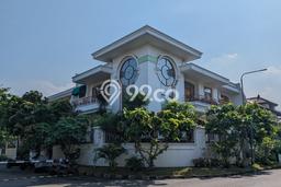 Rumah Luxury Modern Tanpa Renovasi di Permata Buana Jakarta Barat Rumah Luxury Modern Tanpa Renovasi di Permata Buana Jakarta Barat