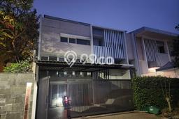Rumah Luxury Modern Tanpa Renovasi di Kalideres Jakarta Barat Rumah Luxury Modern Tanpa Renovasi di Kalideres Jakarta Barat