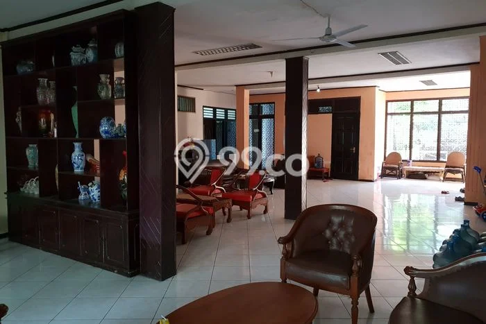 Rumah Elit Modern Tanpa Renovasi di Cikini Jakarta Pusat Rumah Elit Modern Tanpa Renovasi di Cikini Jakarta Pusat