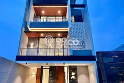 Rumah Mewah LB 310m2 Siap Pakai Desain Elegan di Kemang, Jakarta Selatan Rumah Mewah LB 310m2 Siap Pakai Desain Elegan di Kemang, Jakarta Selatan