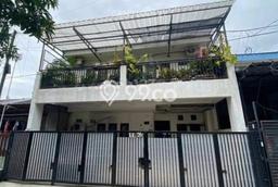Rumah Luxury Modern Siap Huni di Grogol Jakarta Barat Rumah Luxury Modern Siap Huni di Grogol Jakarta Barat