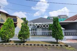 Rumah Elit LB 200m2 Siap Pakai Desain Elegan di Baranangsiang, Bogor Rumah Elit LB 200m2 Siap Pakai Desain Elegan di Baranangsiang, Bogor