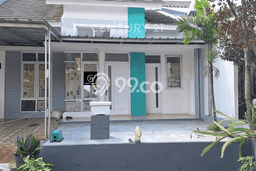 Rumah Luas Asri 3 KT Siap Pakai di Tanah Sareal Bogor Rumah Luas Asri 3 KT Siap Pakai di Tanah Sareal Bogor