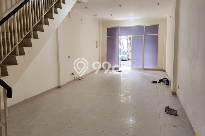 LOKASI STRATEGIS! Ruko Kawasan , Luas 260m2m², Pusat Komersial, Jalan Utama LOKASI STRATEGIS! Ruko Kawasan , Luas 260m2m², Pusat Komersial, Jalan Utama
