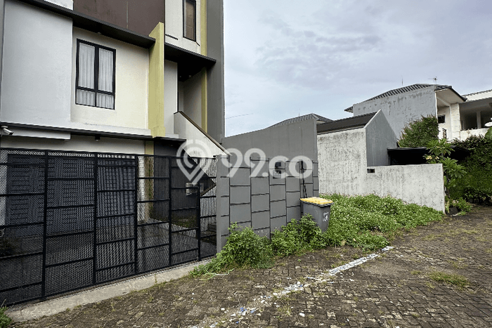 LOKASI STRATEGIS! Tanah Kawasan , Luas 150m2m², Lingkungan Asri, Cocok untuk Investasi LOKASI STRATEGIS! Tanah Kawasan , Luas 150m2m², Lingkungan Asri, Cocok untuk Investasi