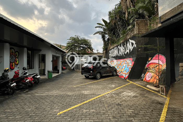 Rumah Luxury Modern Siap Huni di Kemang Jakarta Selatan Rumah Luxury Modern Siap Huni di Kemang Jakarta Selatan