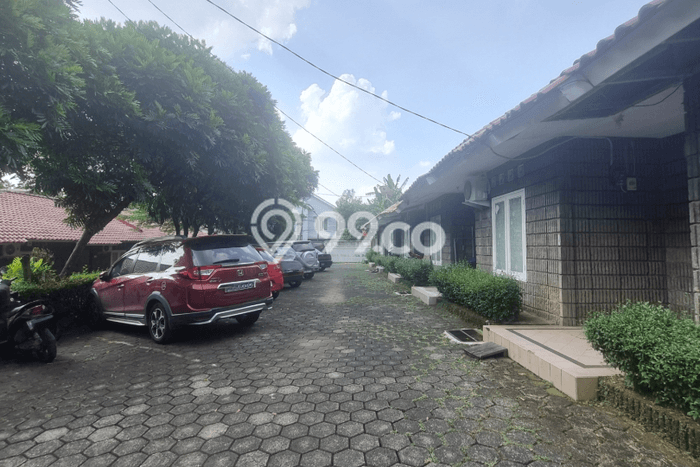 Ready to Use! Luxury House LT 1569m2 Desain Modern di Cinere Ready to Use! Luxury House LT 1569m2 Desain Modern di Cinere