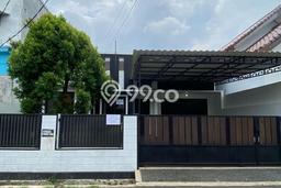 SPECIAL PRICE! Rumah di Pejaten, 3 KM, Dekat Fasilitas Umum, Luas 275m² LB 250m² SPECIAL PRICE! Rumah di Pejaten, 3 KM, Dekat Fasilitas Umum, Luas 275m² LB 250m²