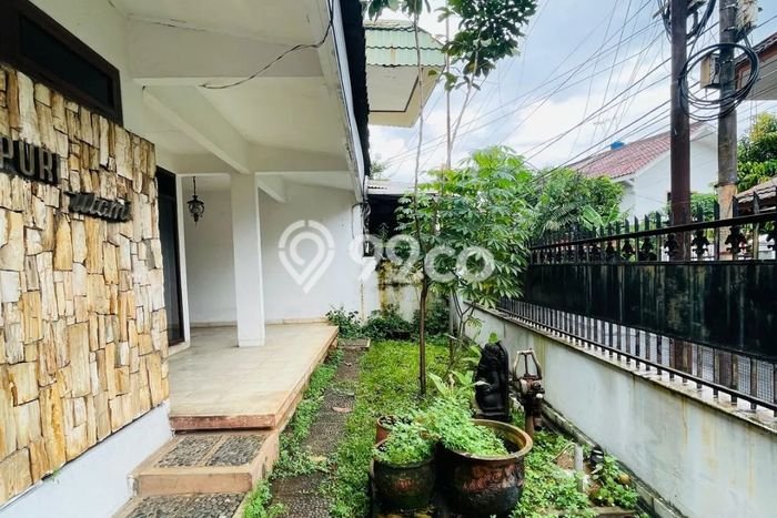 Dijual Rumah Premium dengan Fasilitas Sekitar Lengkap di Tebet, Jakarta Selatan Dijual Rumah Premium dengan Fasilitas Sekitar Lengkap di Tebet, Jakarta Selatan